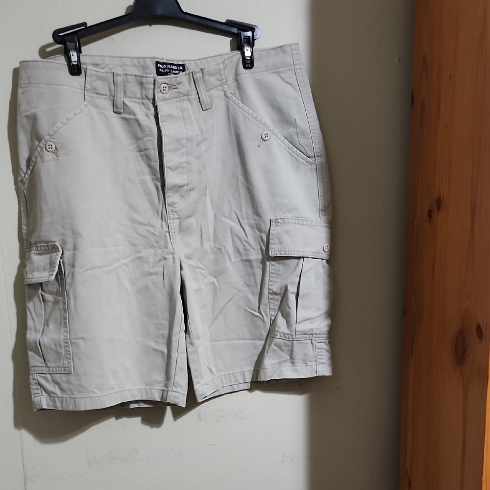 Polo Ralph Lauren WOMEN'S beige Catgo Short 4 Button Fly Size 12 Great Condition